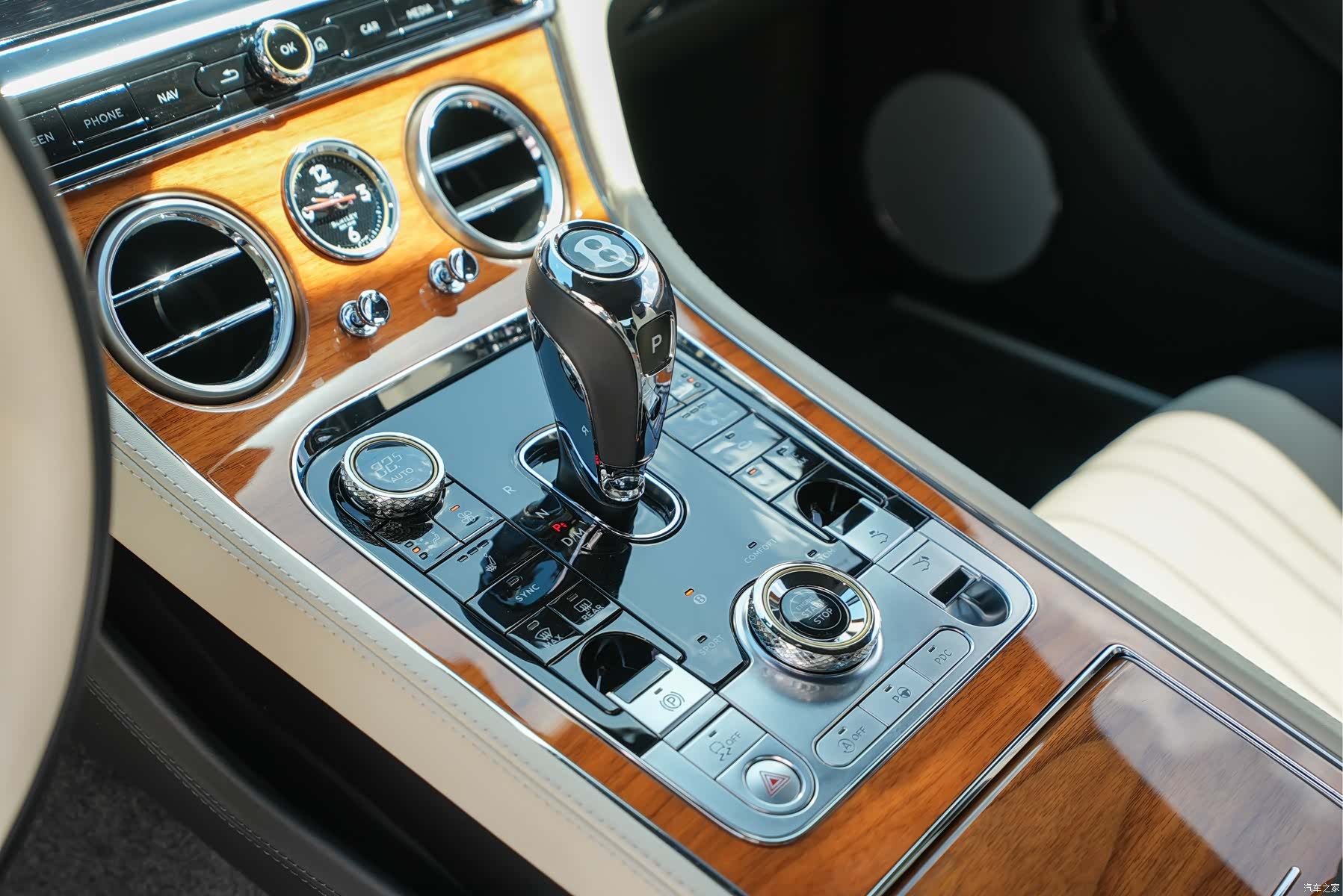 Bentley Continental GT, 2021 16
