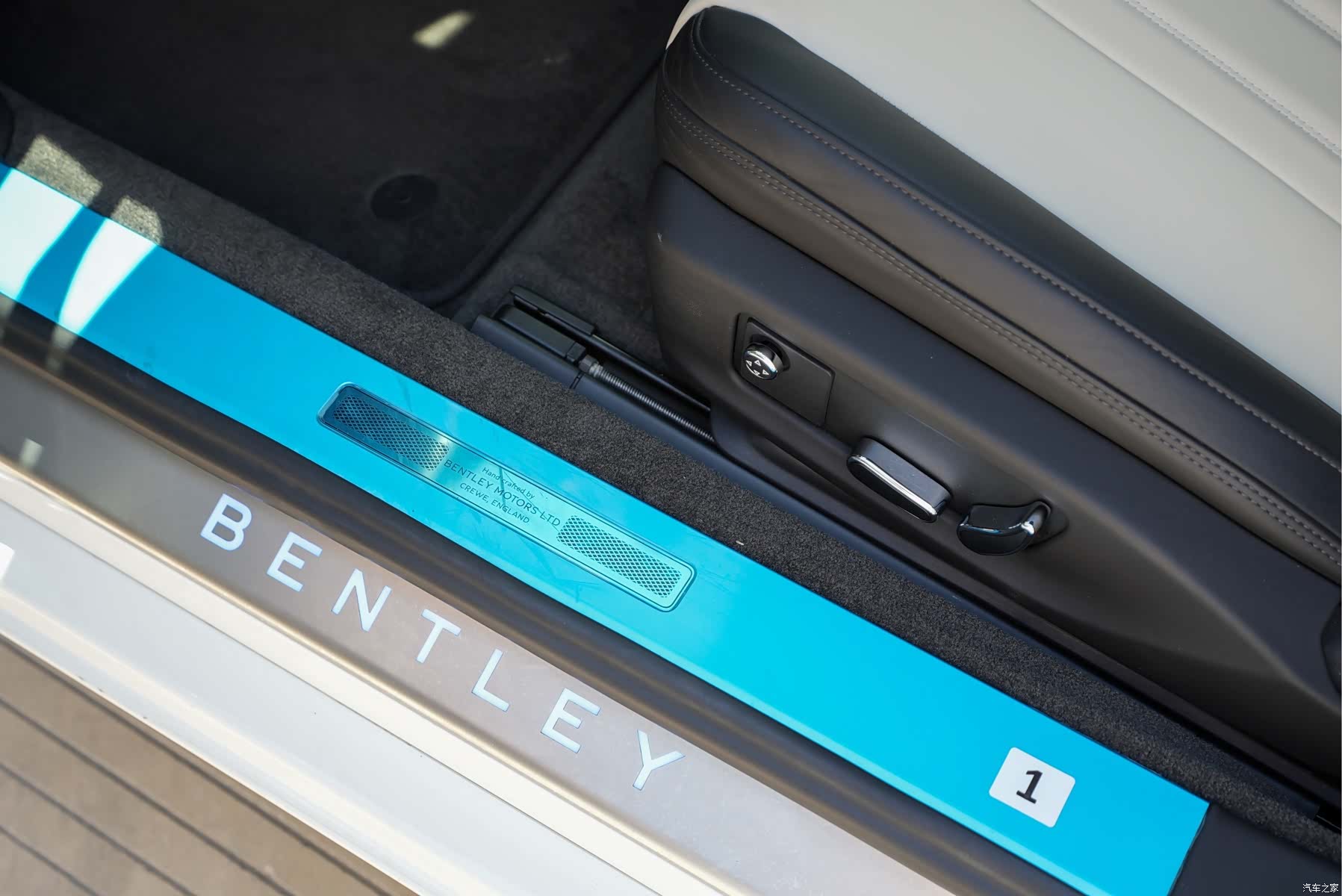 Bentley Continental GT, 2021 23