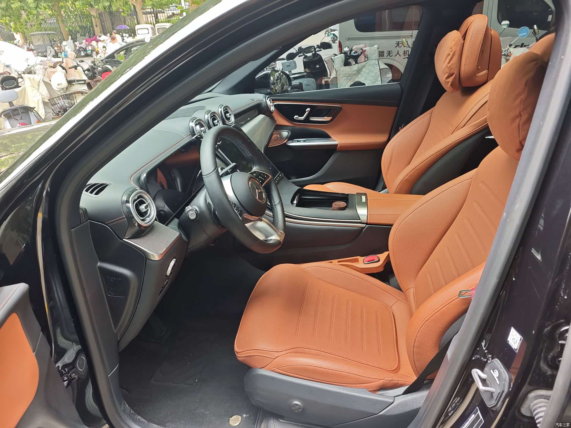 Mercedes-Benz GLC, 2024 10