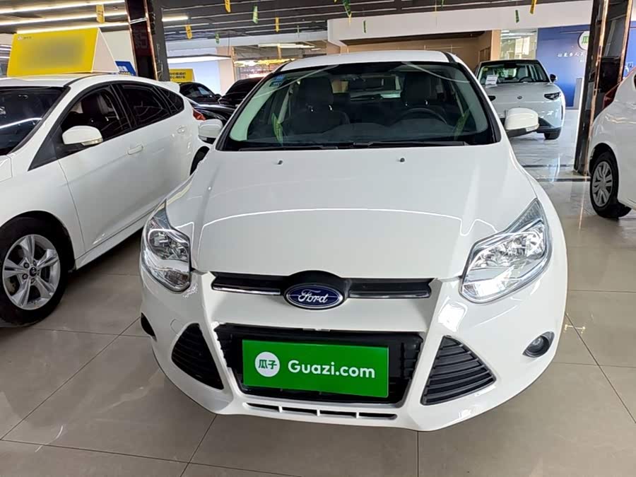 Ford Focus 2015, фото 2