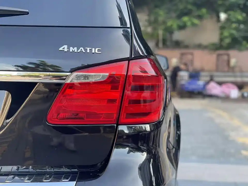 Mercedes-Benz GL grade