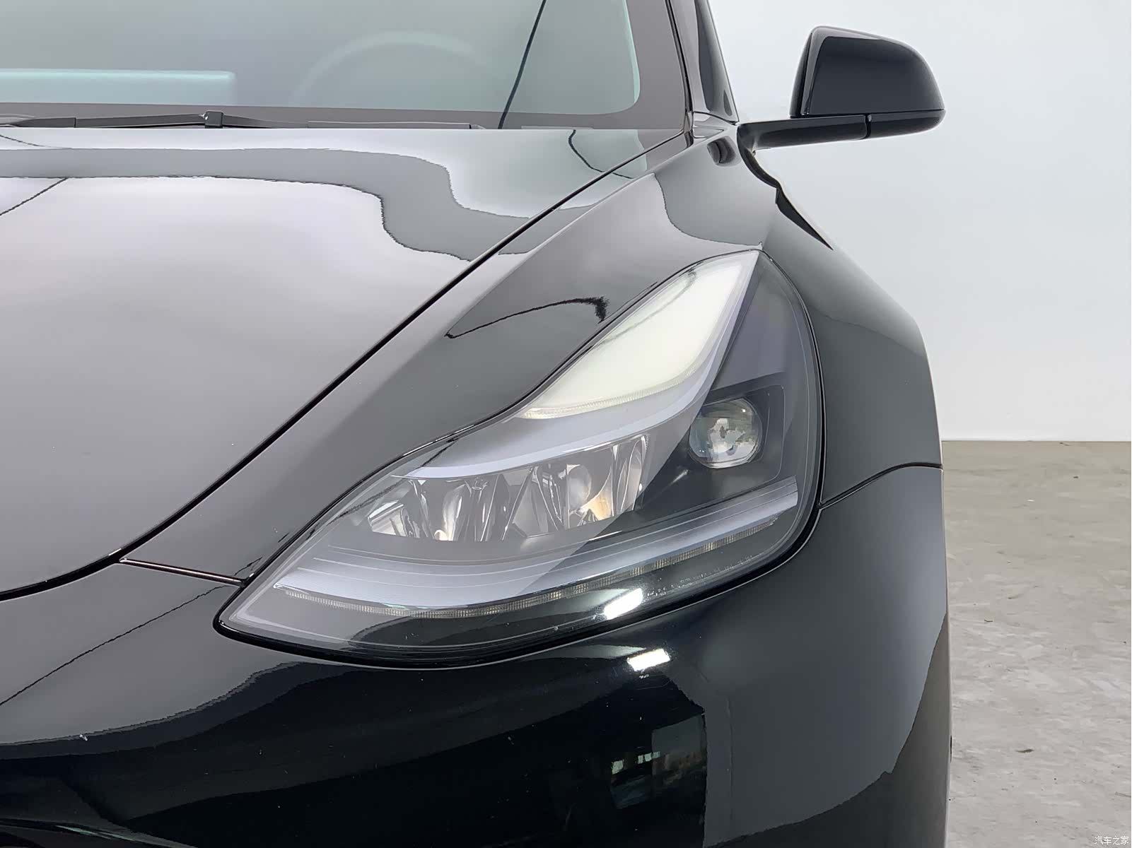 Tesla Model 3, 2023 12