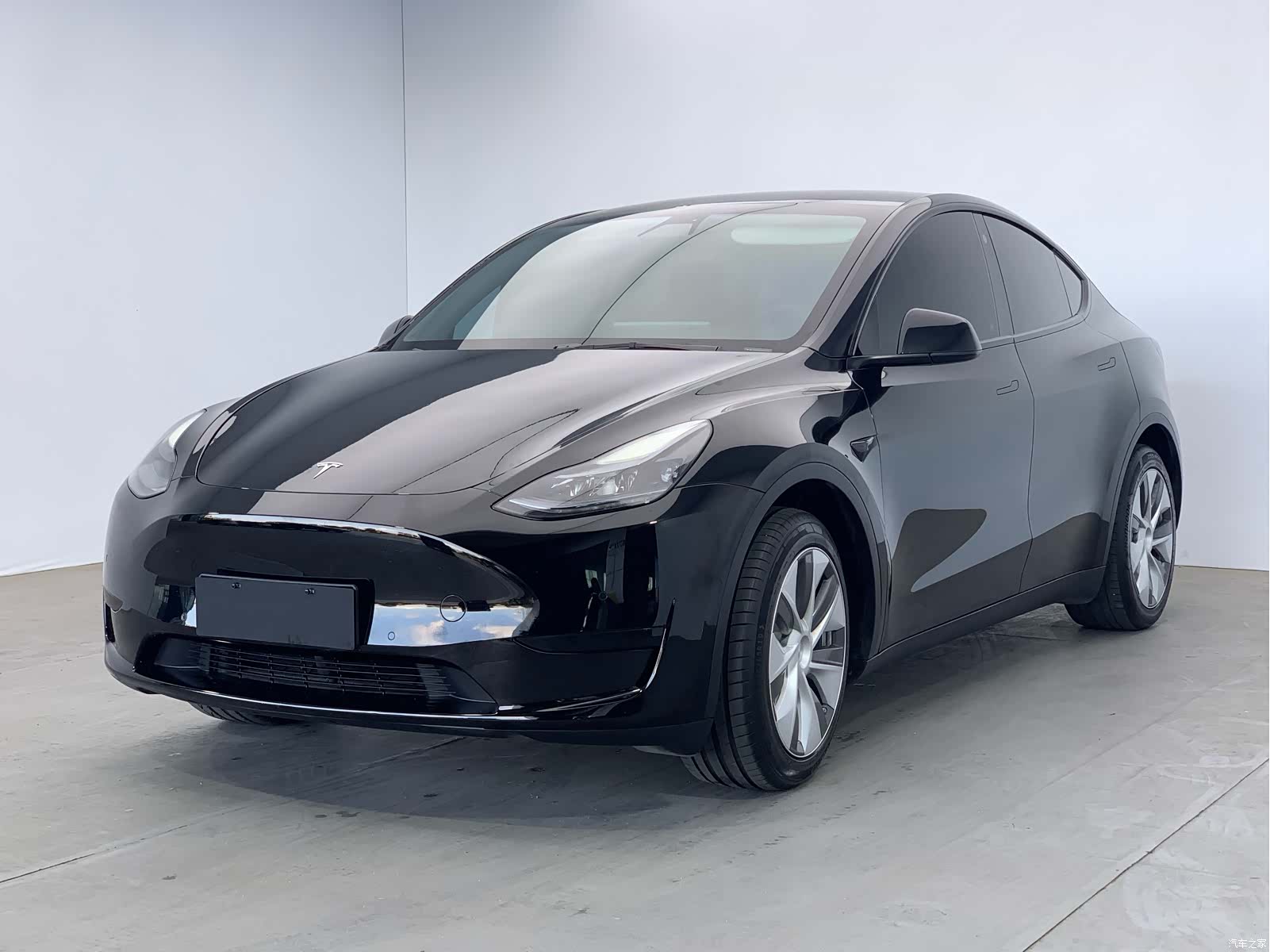 Tesla Model Y, 2022 1