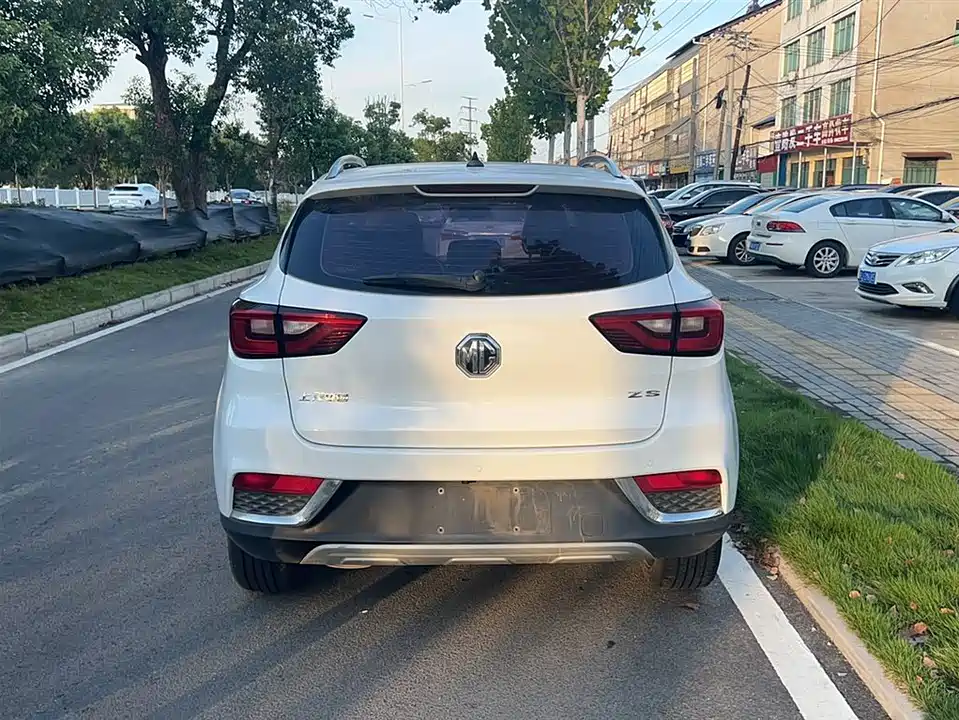 MG ZS