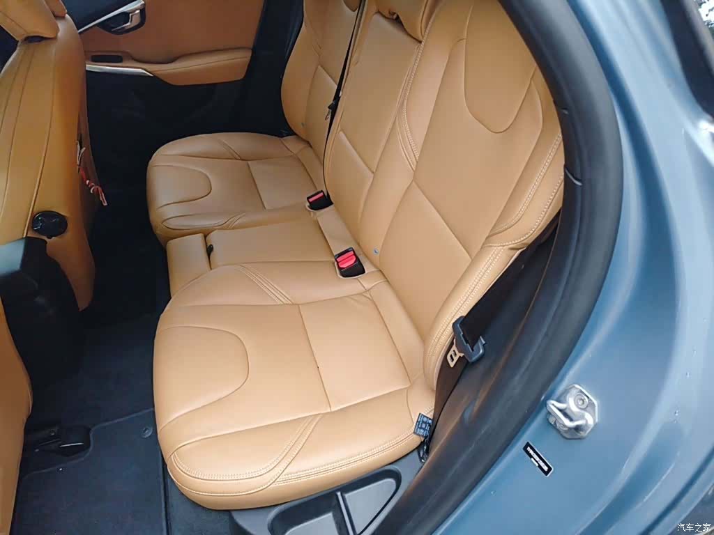 Volvo V40, 2019 15