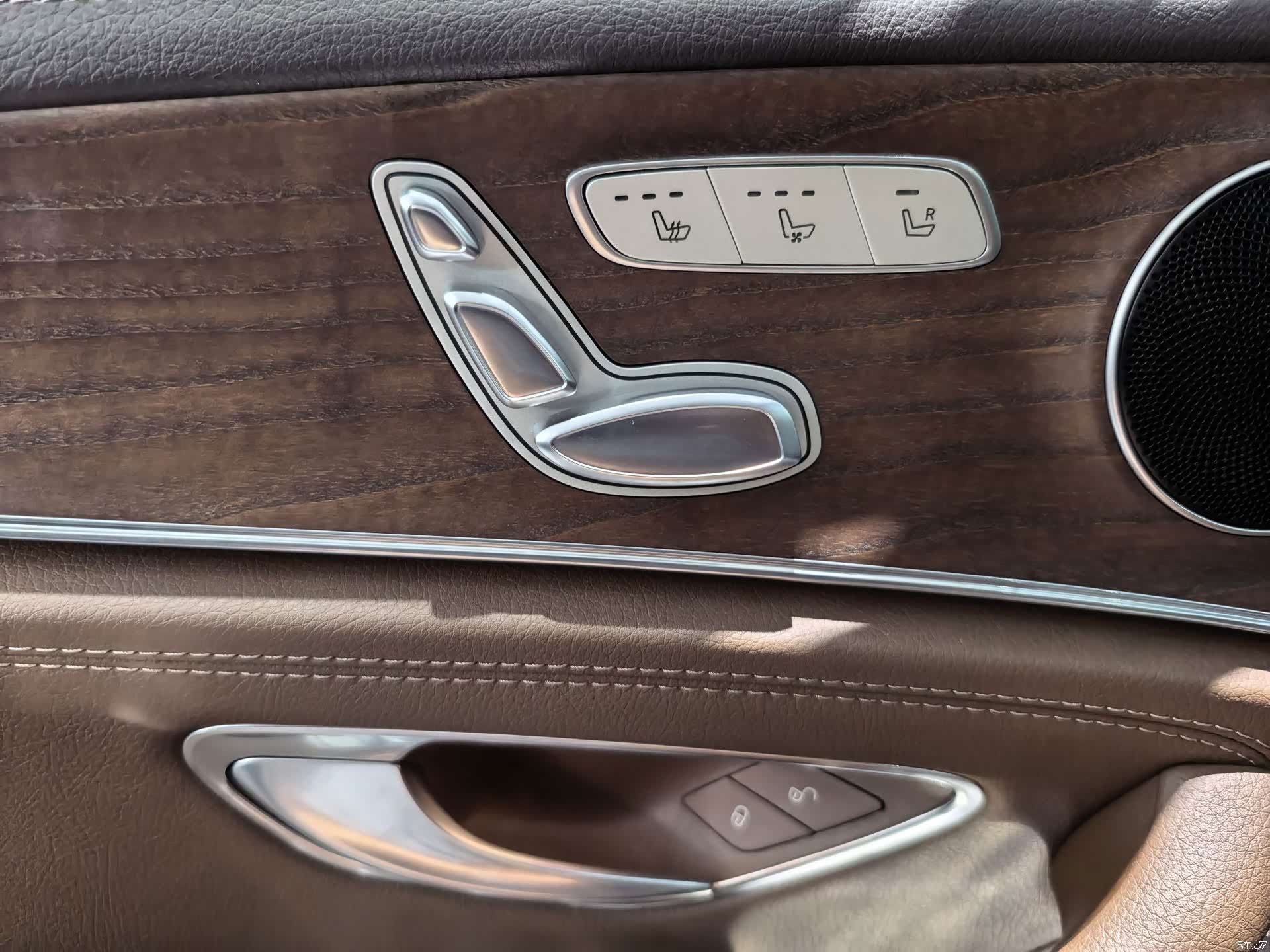Mercedes-Benz E-Class, 2023 9