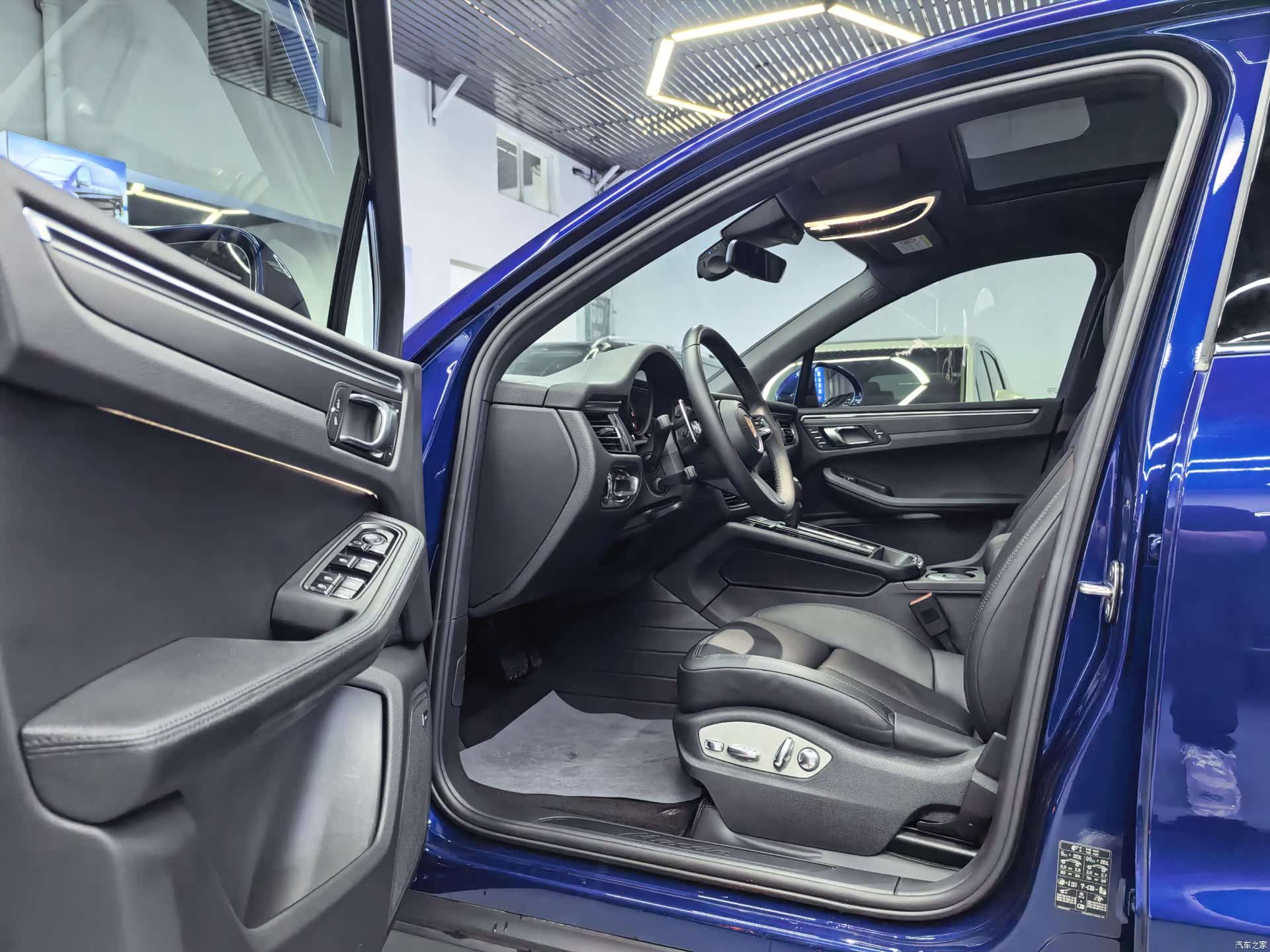 Porsche Macan, 2023 4