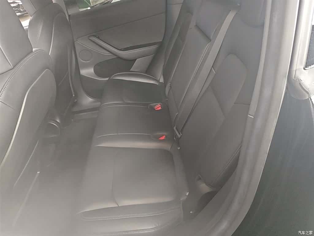 Tesla Model Y, 2022 17