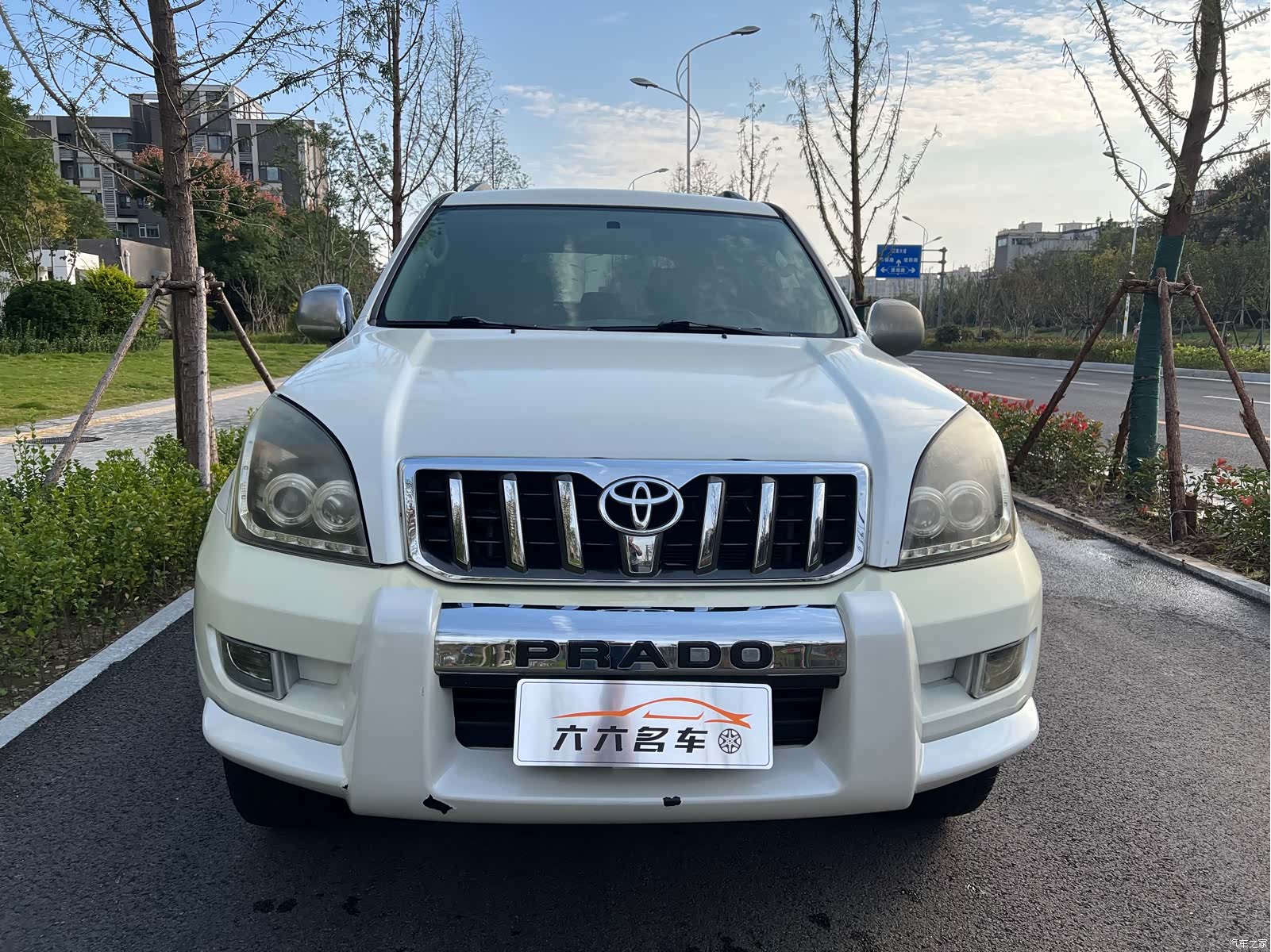 Toyota Prado, 2003 1