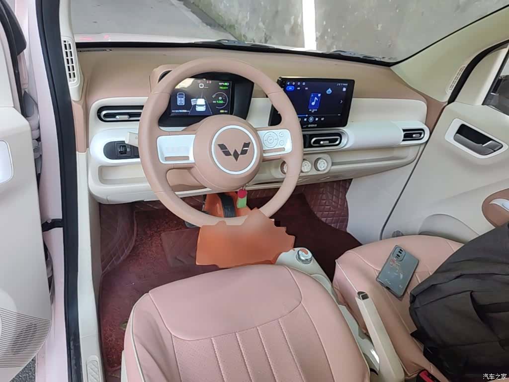 Wuling MINIEV, 2025 10
