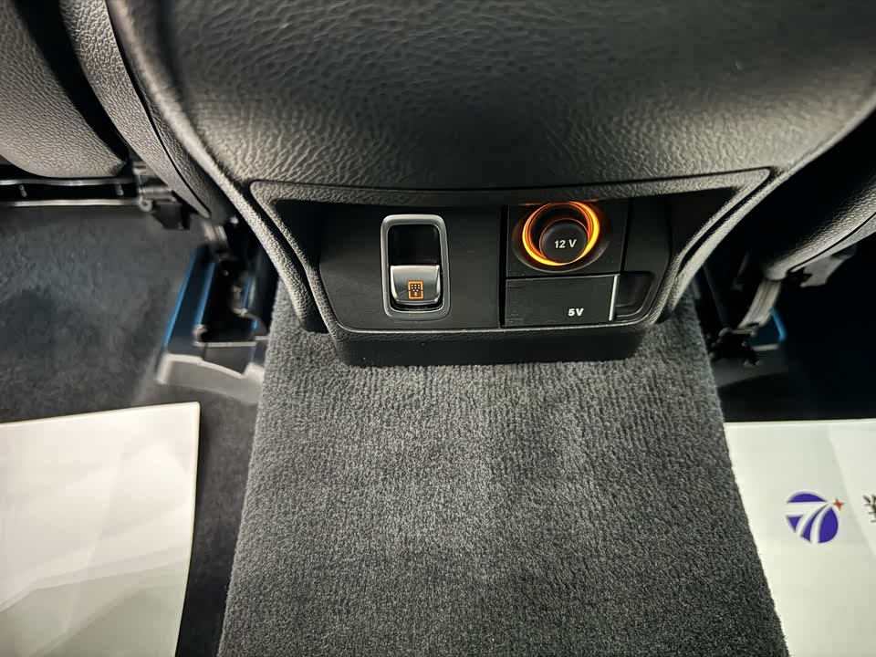 Mercedes-Benz GLC Mercedes-Benz GLC