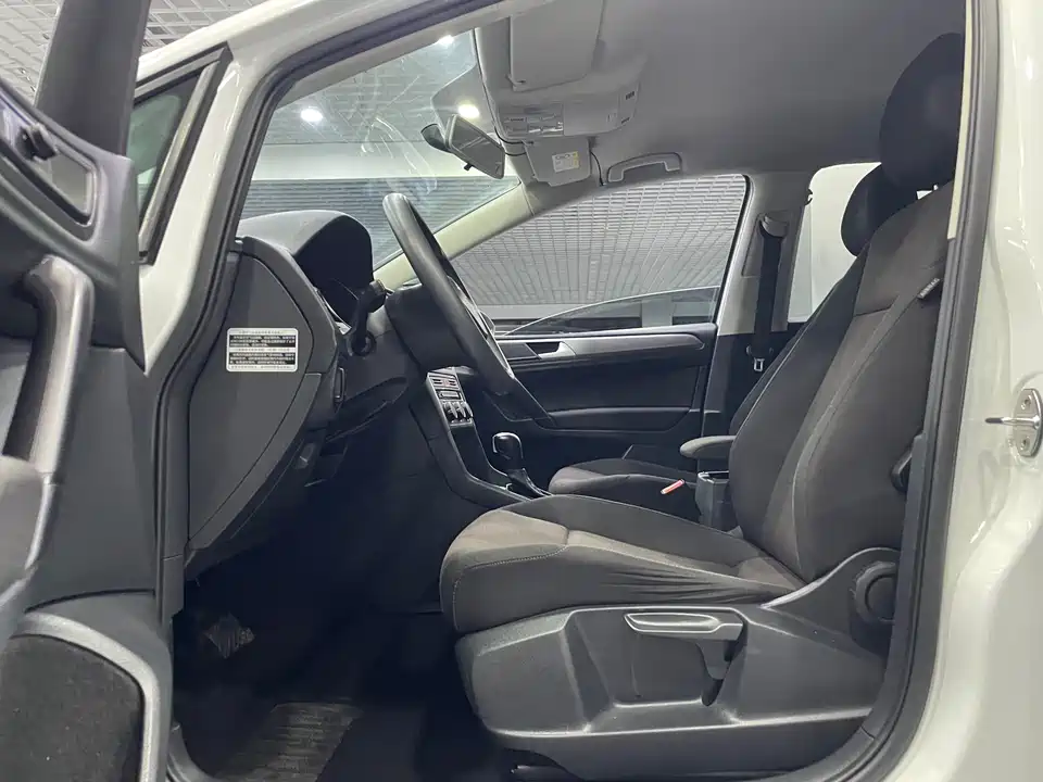 Volkswagen Golf*Jiayu