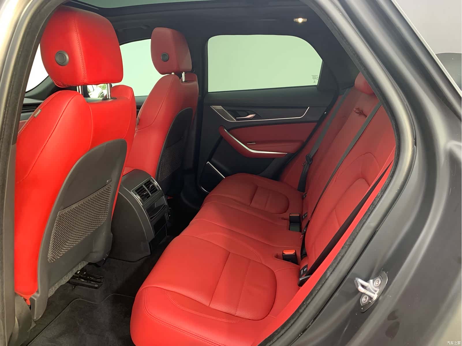 Jaguar F-PACE, 2022 10