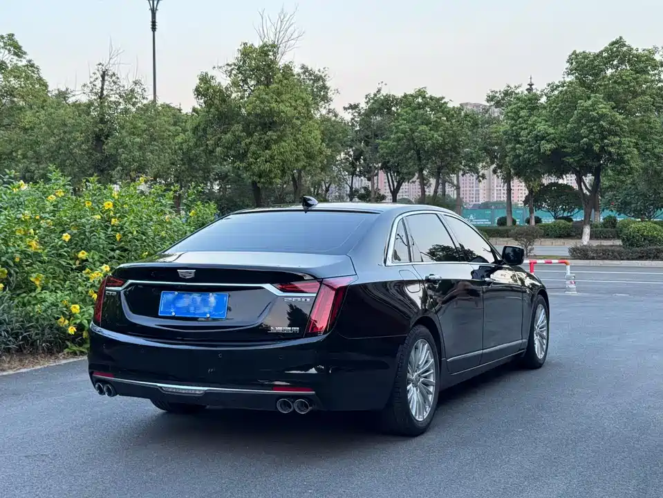 Cadillac CT6