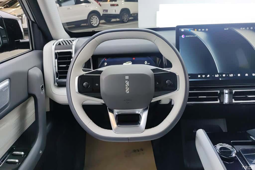 Chery iCAR, 2025 15