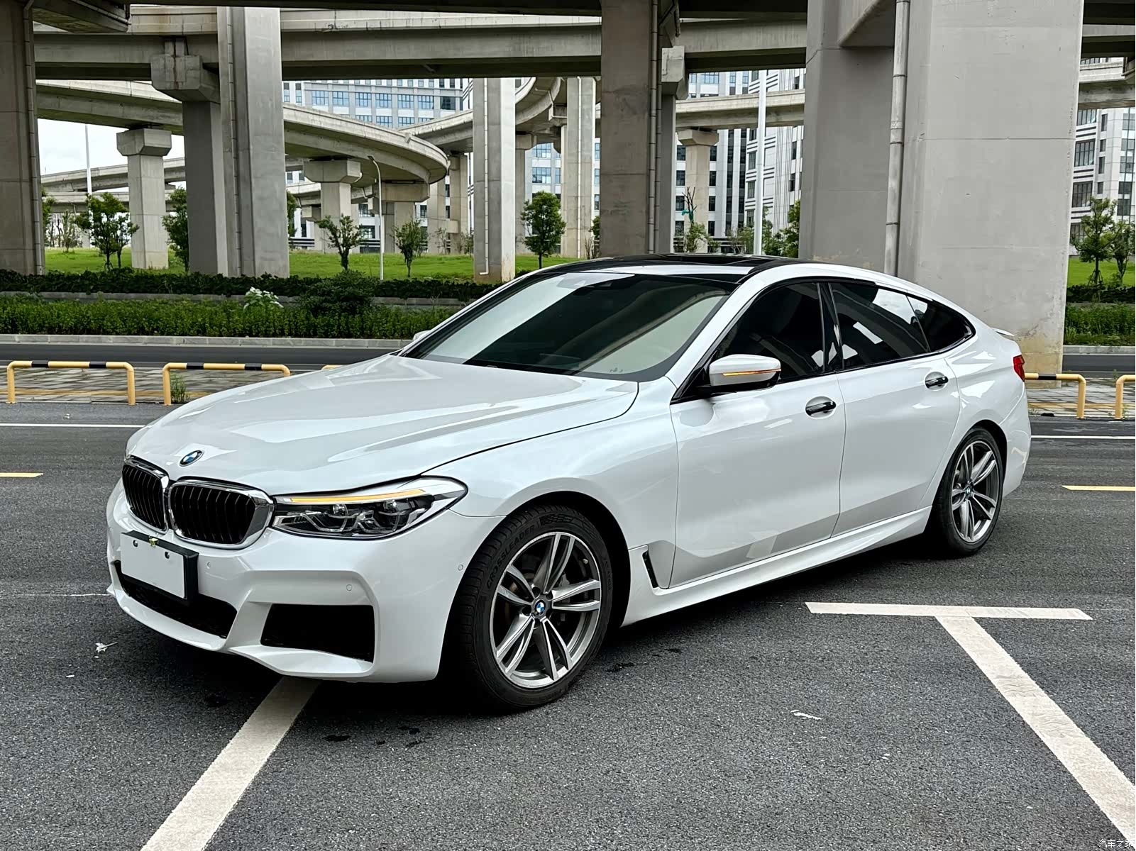 BMW 6 Series GT, 2018 1