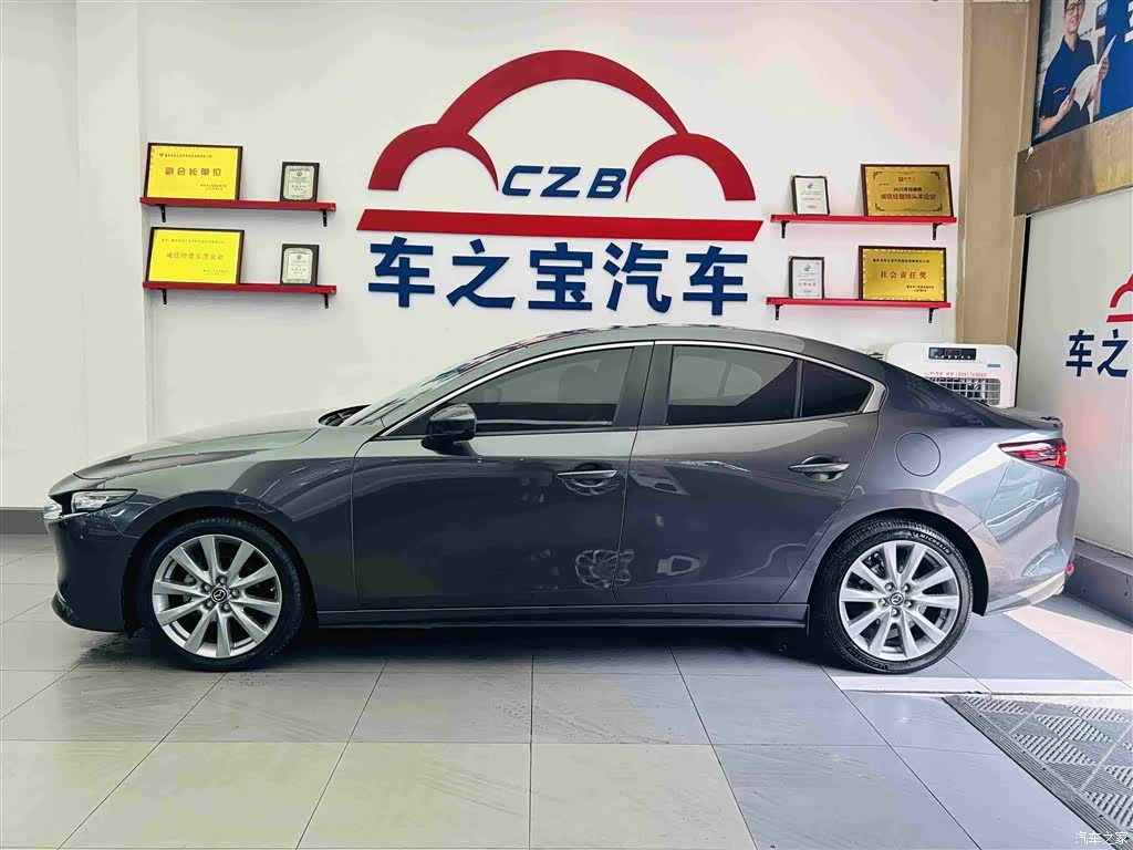 Mazda Mazda3, 2021 4