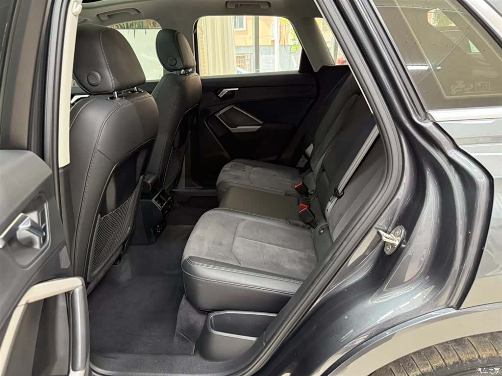 Audi Q3, 2023 18