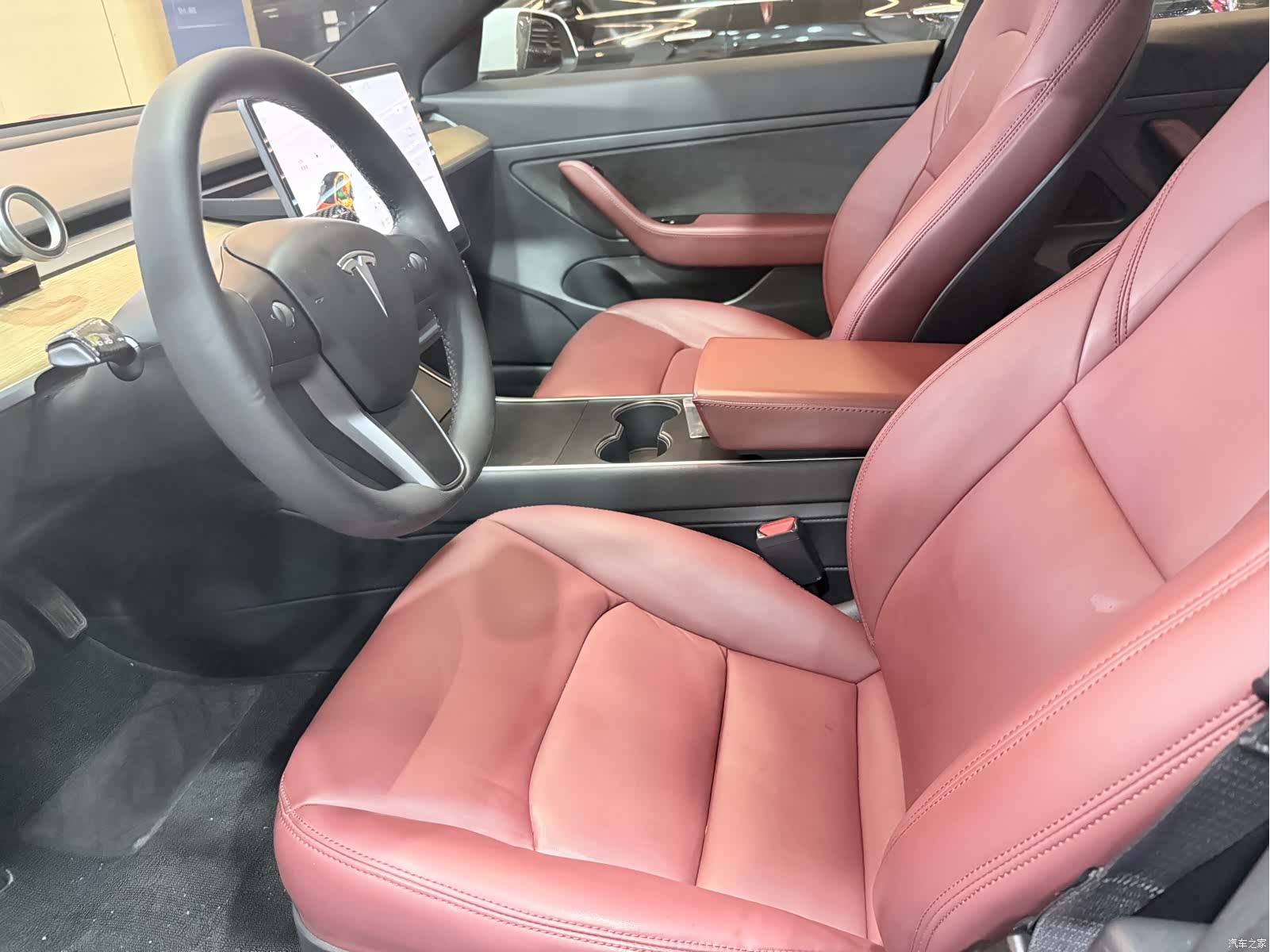 Tesla Model 3, 2020 8