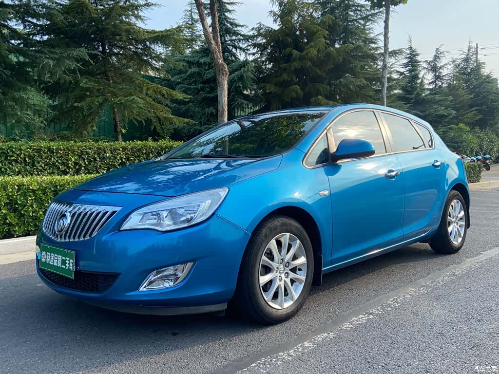 Buick XT, 2014 1