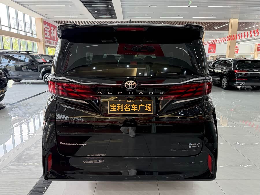 Toyota Alphard 2026, фото 6