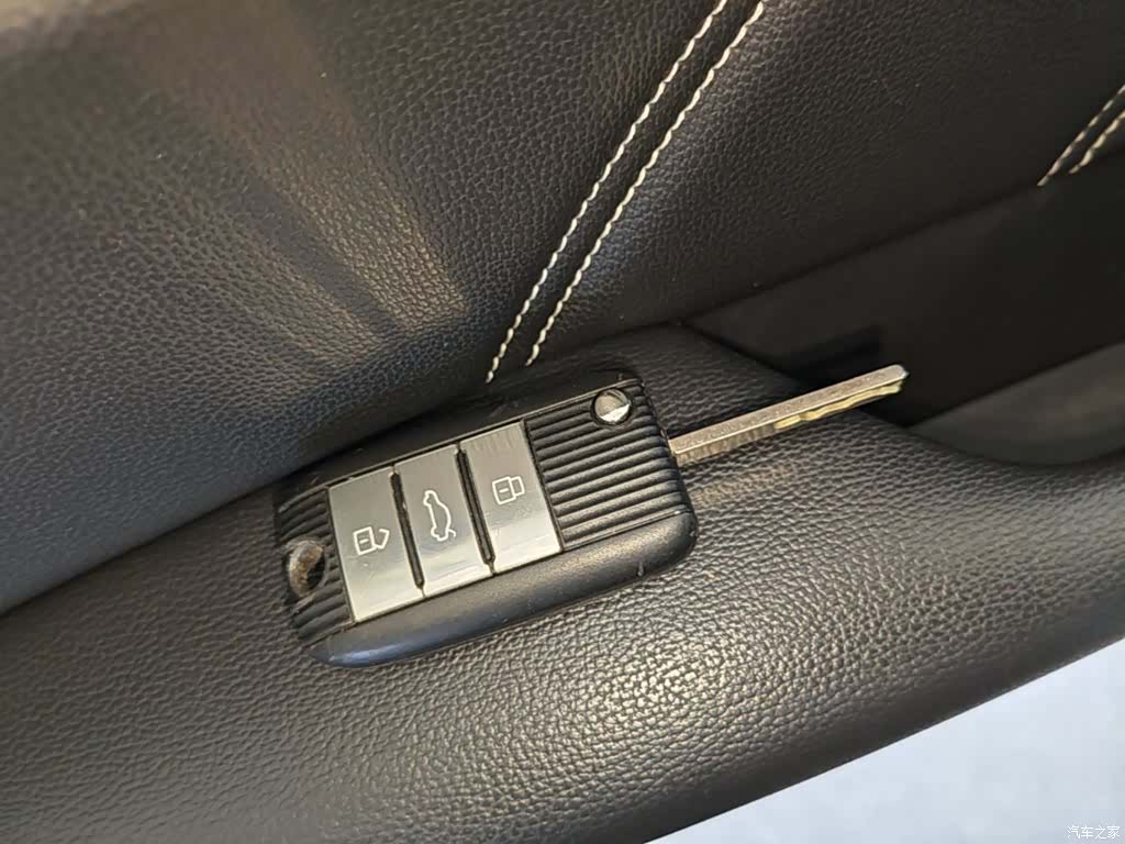 Roewe RX5, 2019 9