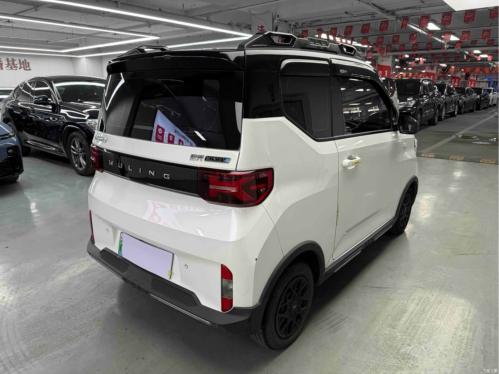 Wuling MINIEV, 2022 11
