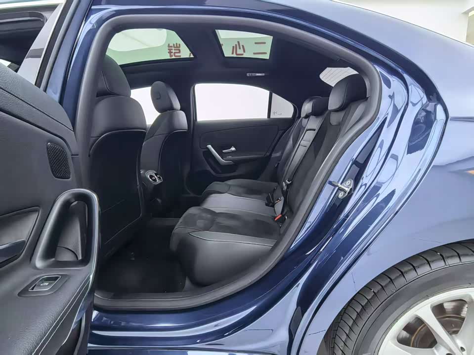 Mercedes-Benz Class A Mercedes-Benz Class A