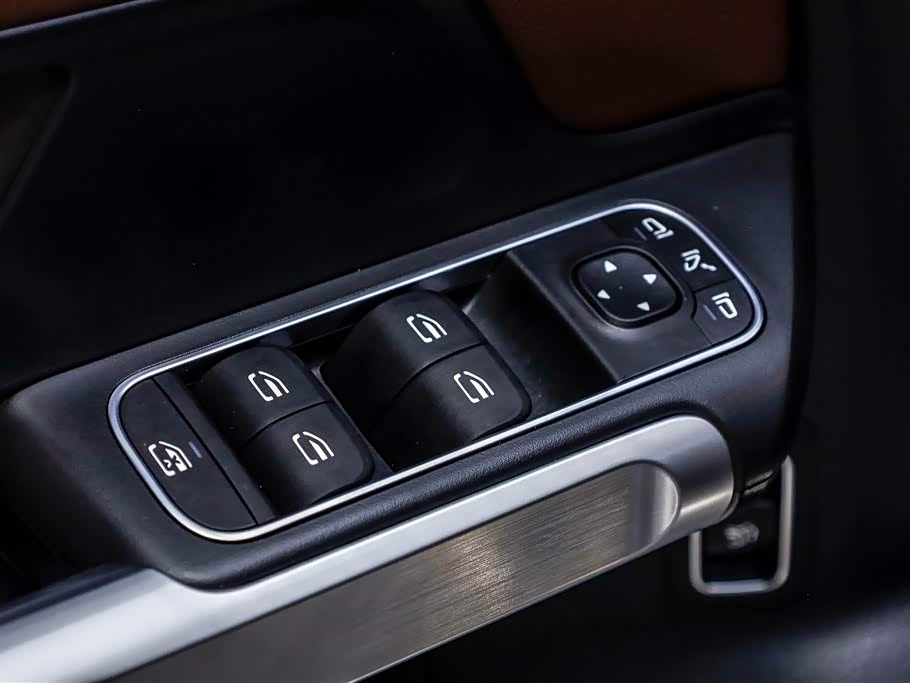 Mercedes-Benz GLB Mercedes-Benz GLB