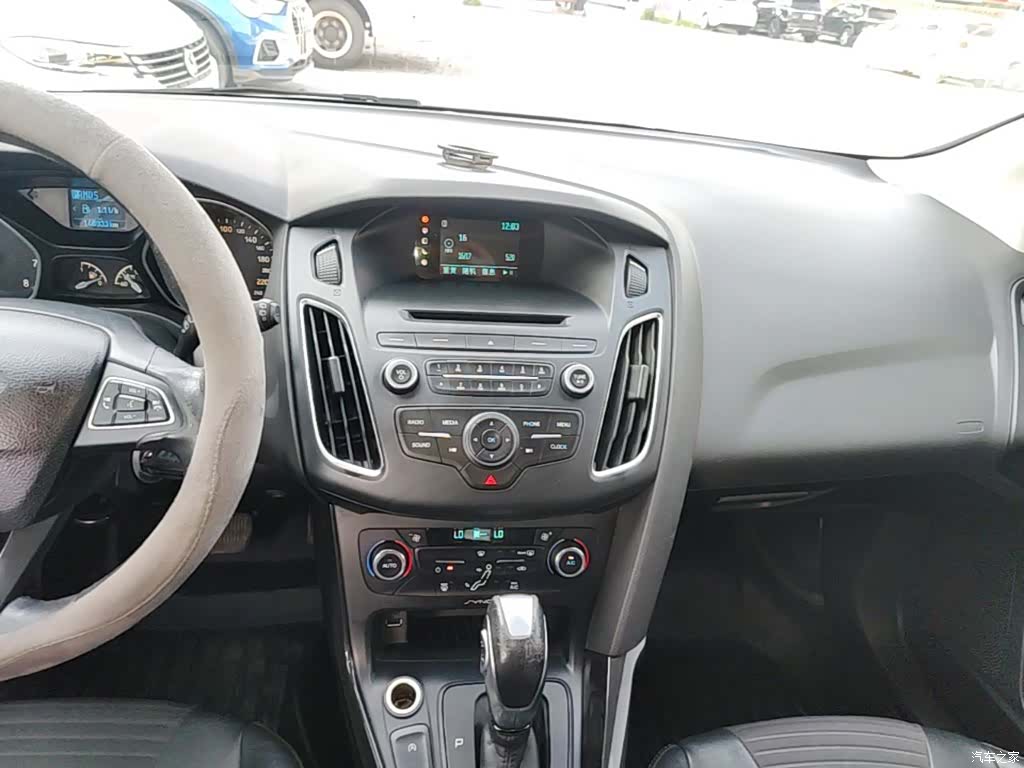 Ford Focus, 2015 9