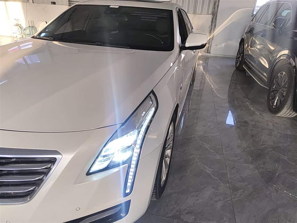 Cadillac CT6