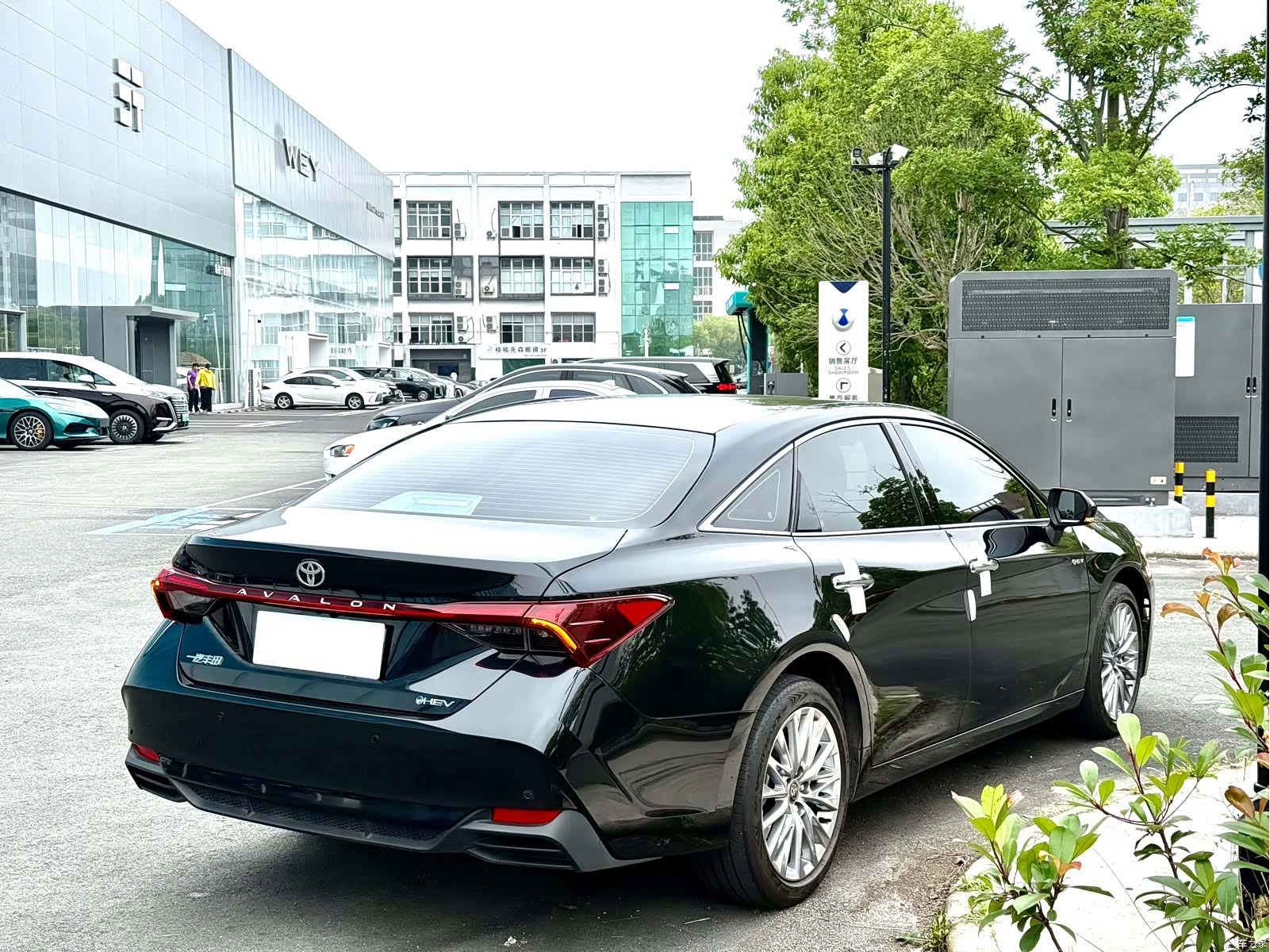 Toyota Avalon, 2025 6