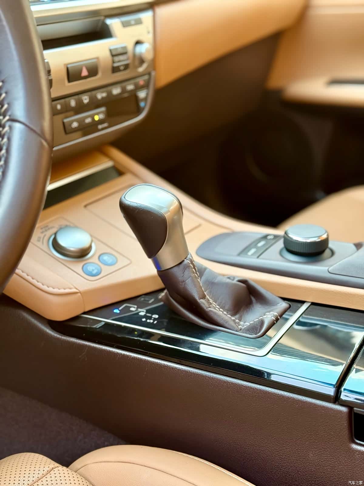 Lexus ES, 2016 25