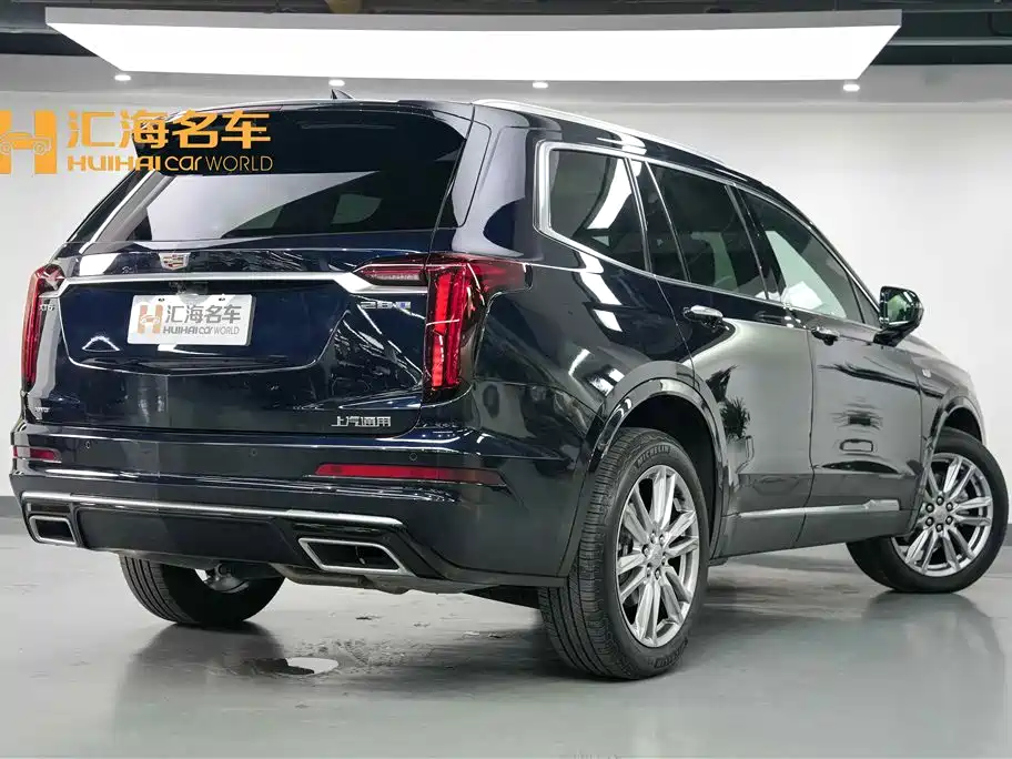 Cadillac XT6