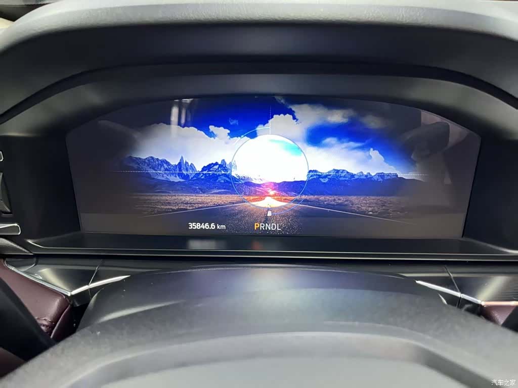 Ford Explorer, 2023 все фото