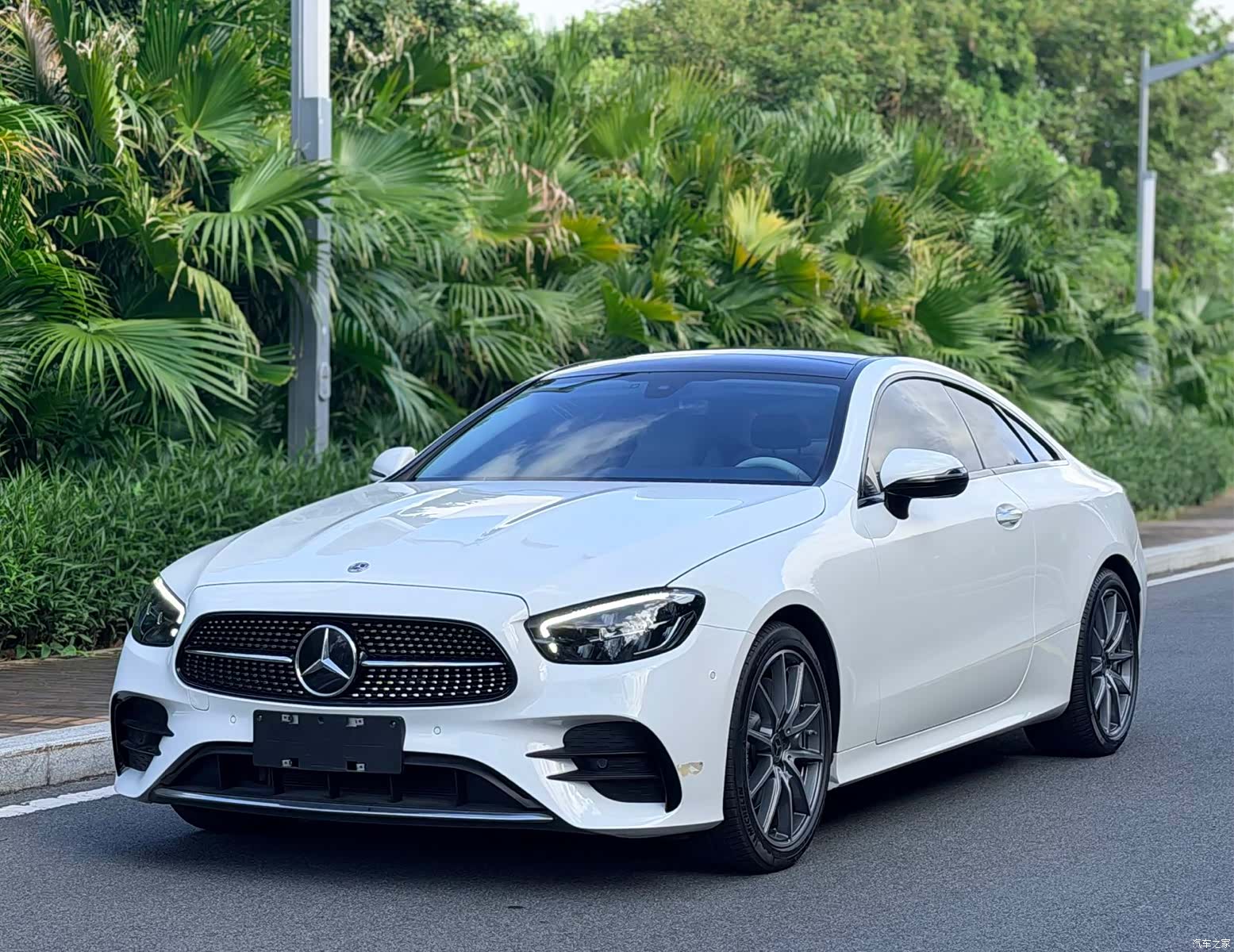 Mercedes-Benz E-Class, 2024 1