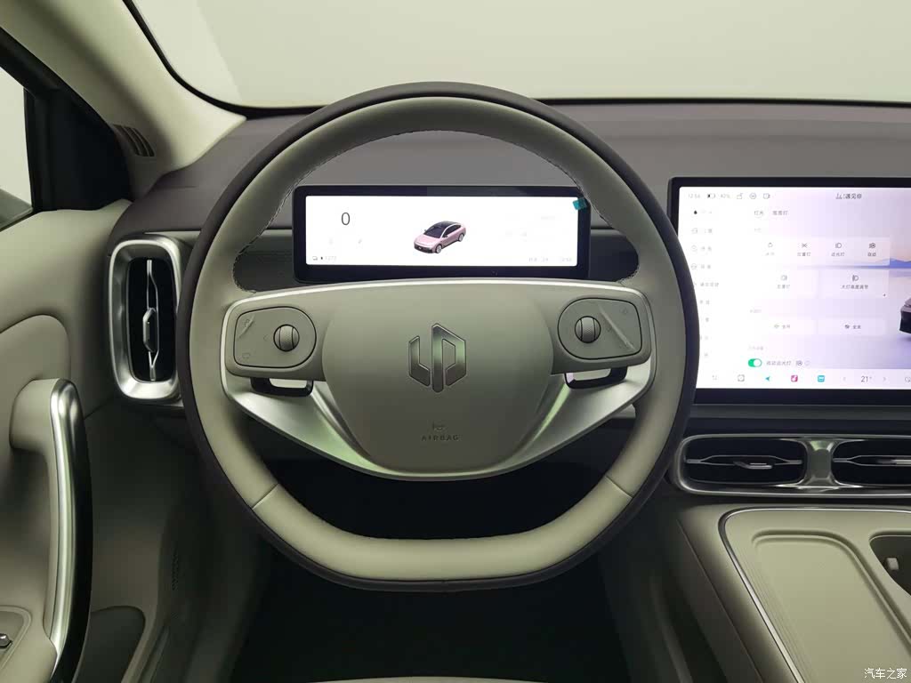 Leapmotor B01, 2025 11