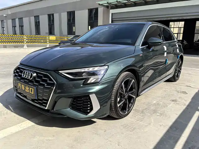 Audi A3 2022 — купить из Китая под заказ