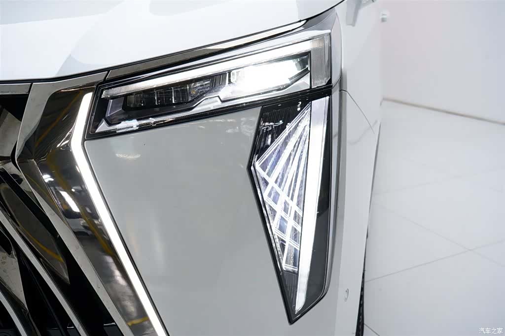 Trumpchi M8, 2024 16
