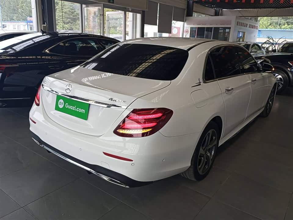 Mercedes-Benz E-class Mercedes-Benz E-class