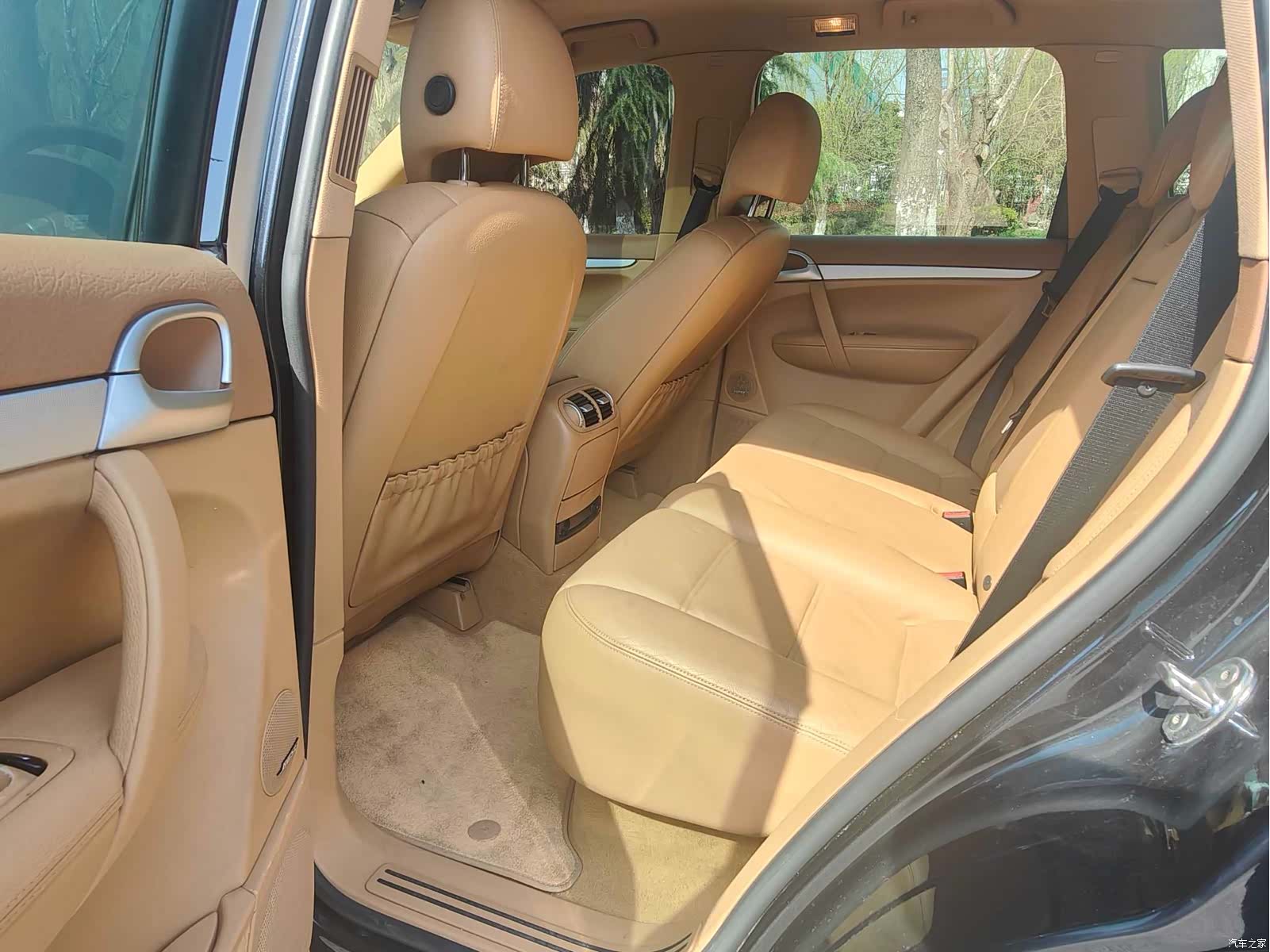Porsche Cayenne, 2010 10