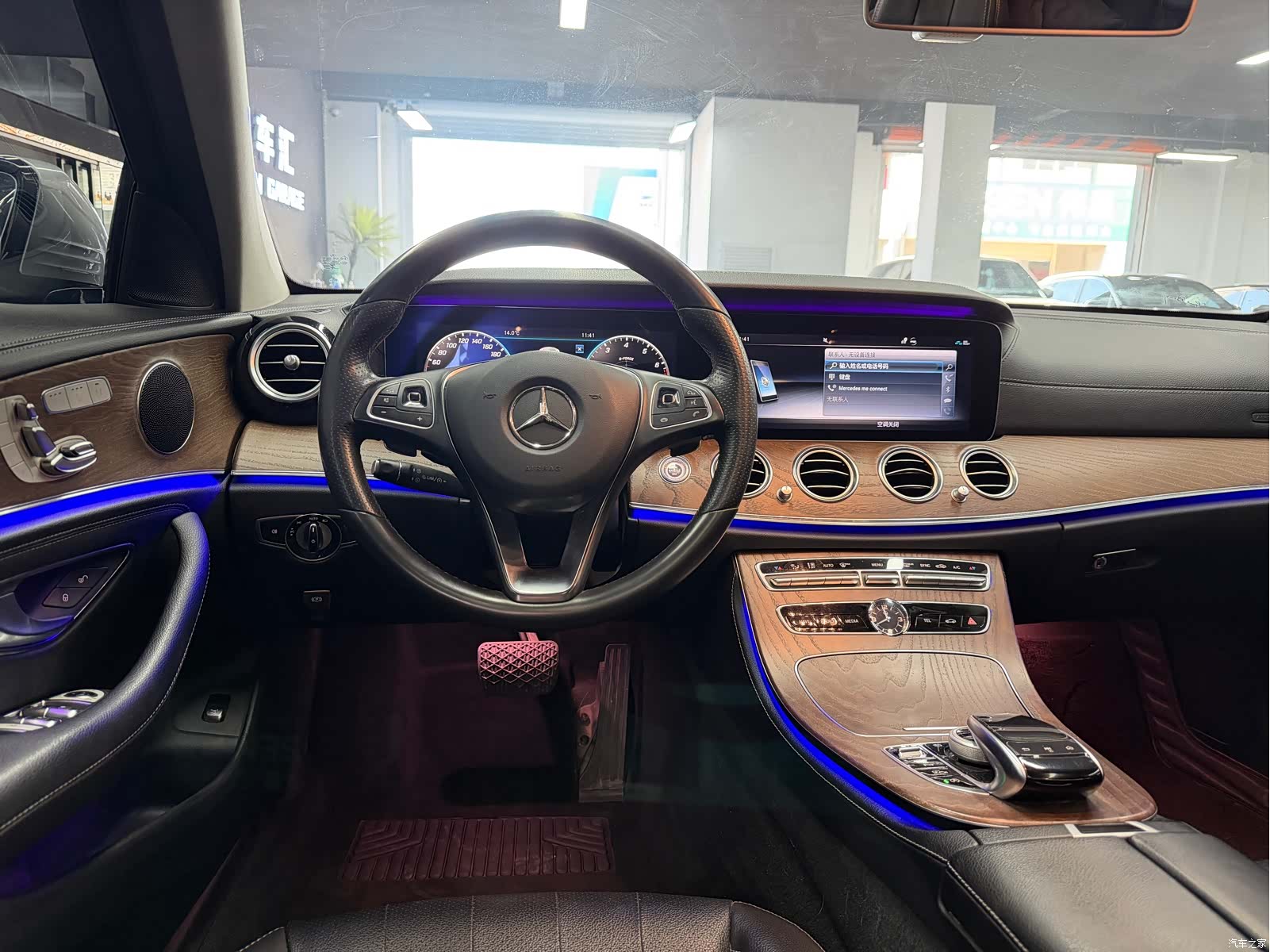 Mercedes-Benz E-Class, 2018 12
