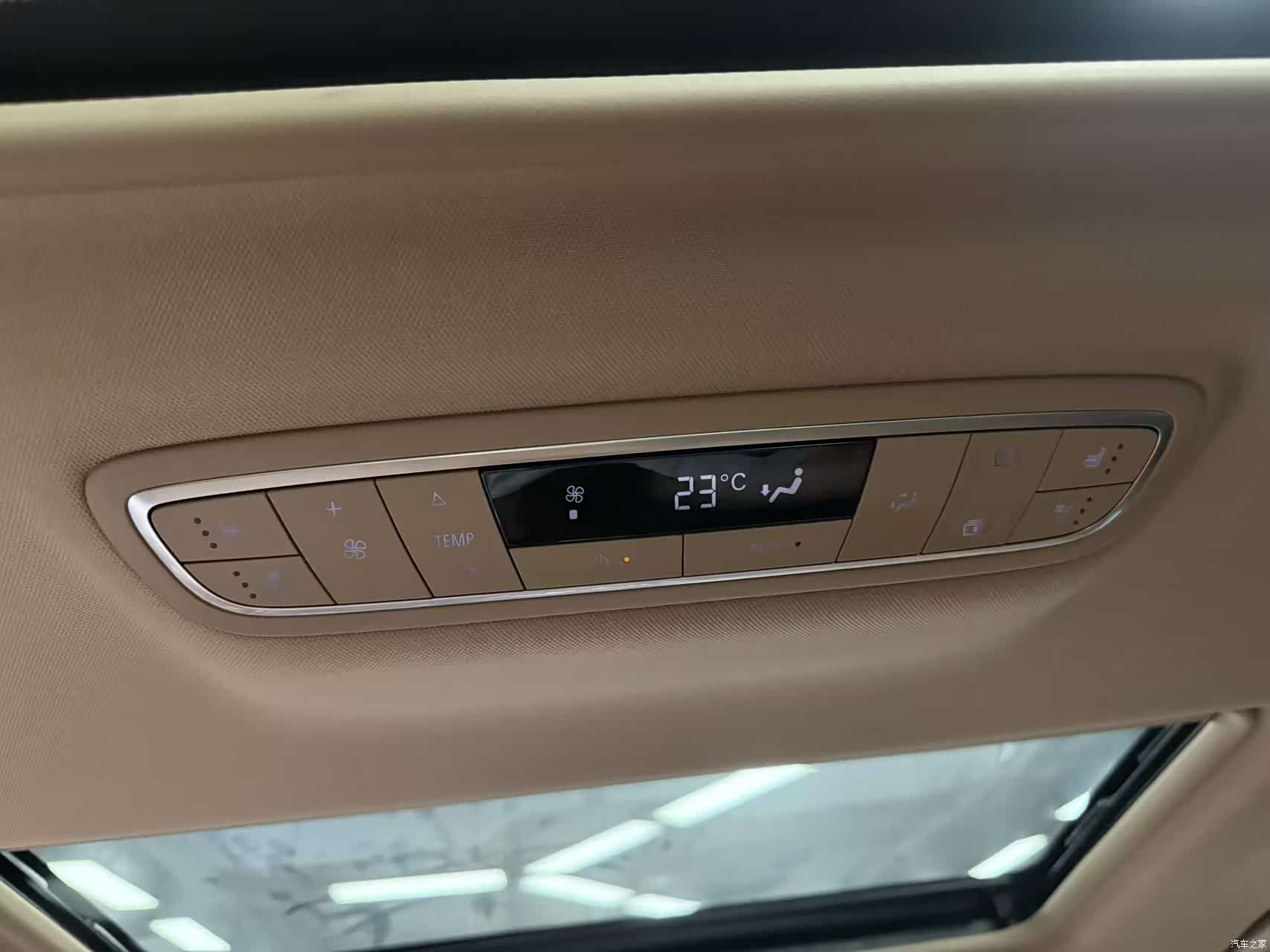 Buick GL8, 2021 11