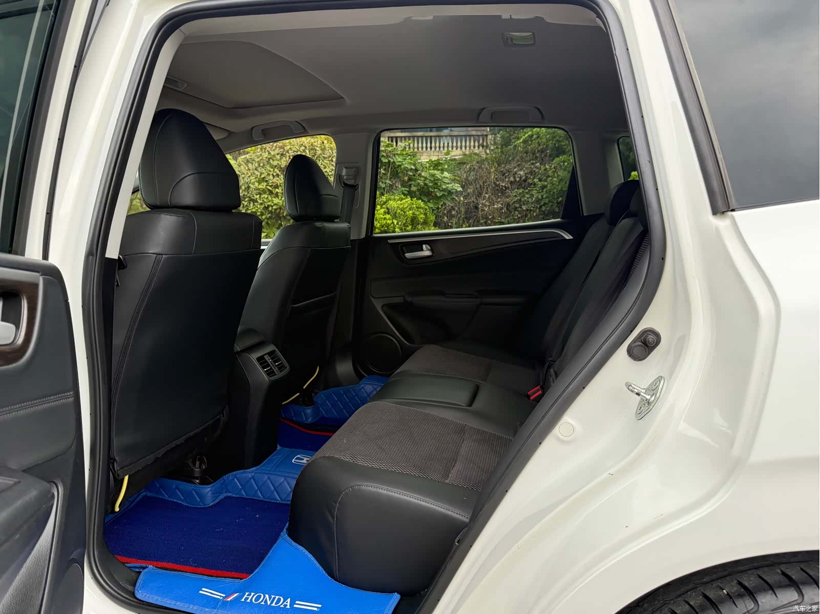 Honda Jade, 2015 7