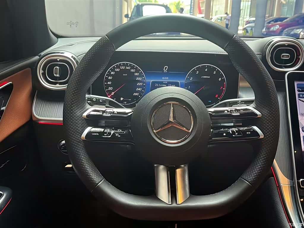 Mercedes-Benz GLC, 2023 13