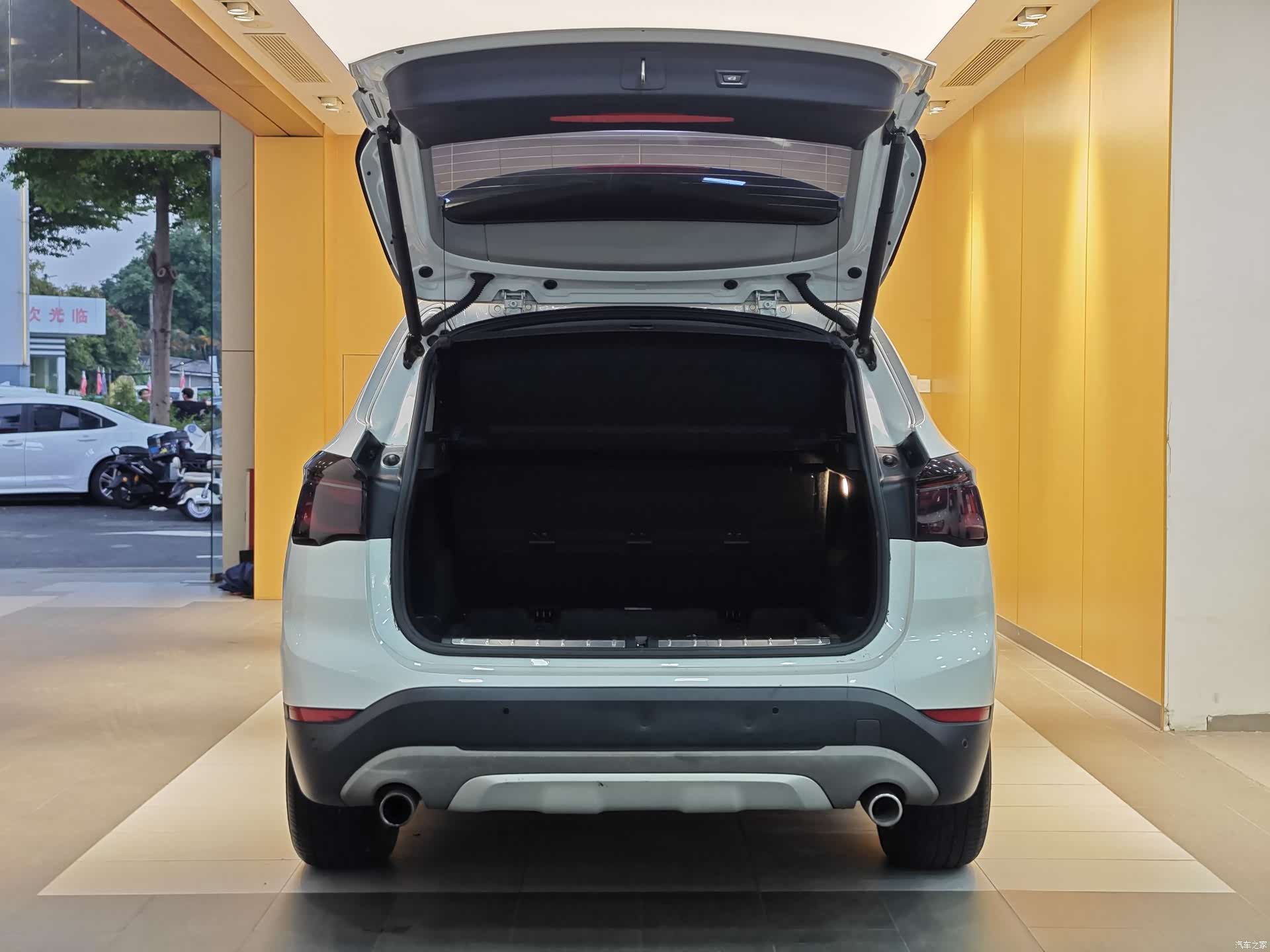 BMW X1, 2019 29