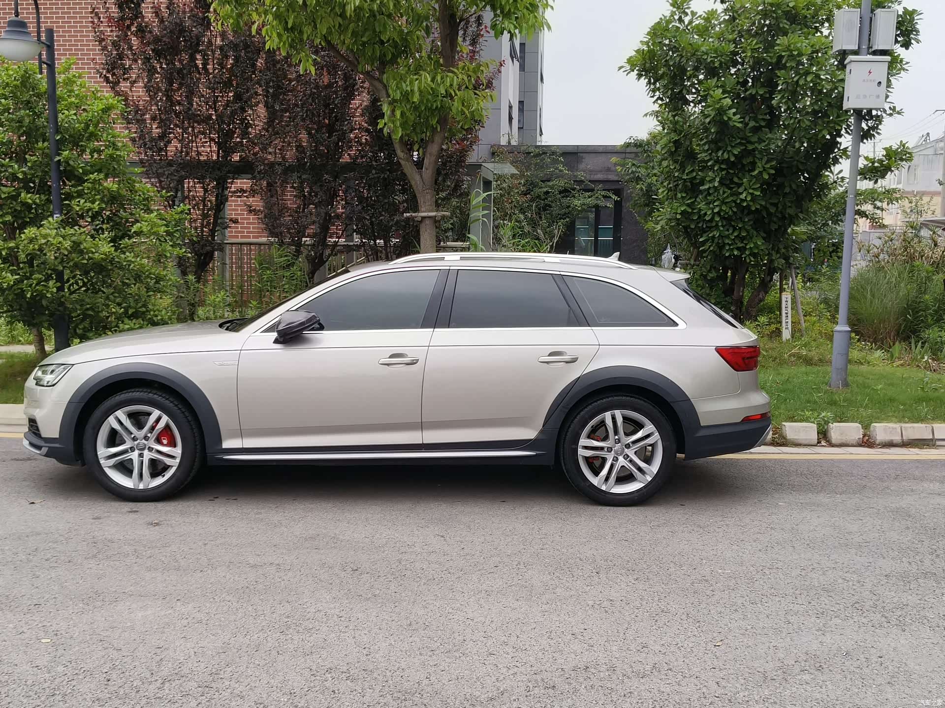 Audi A4, 2018 12