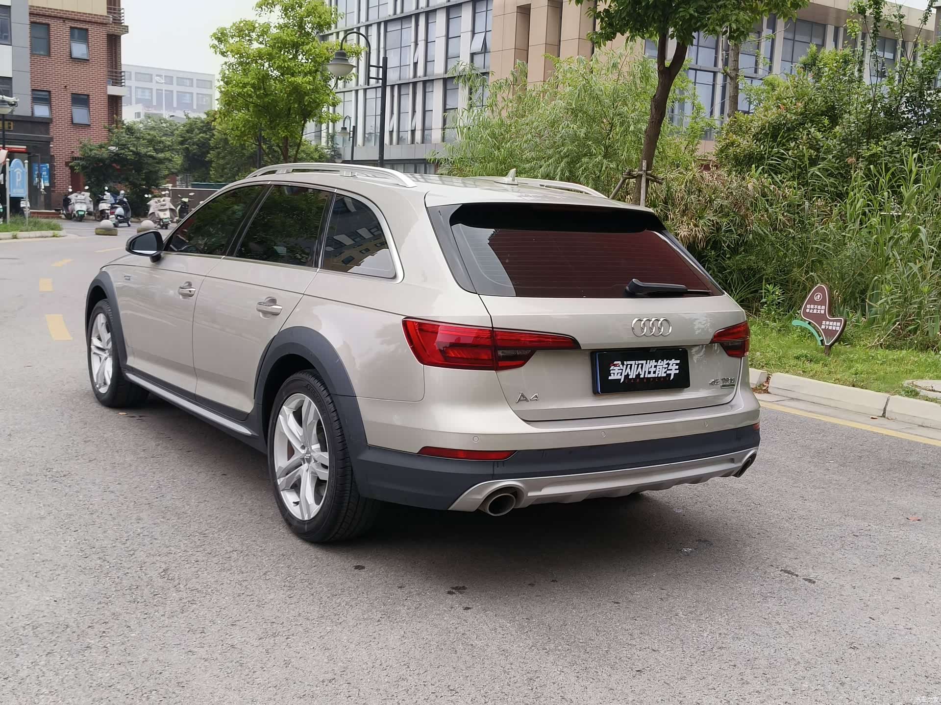 Audi A4, 2018 14
