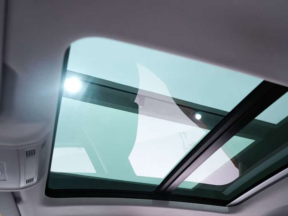 Volkswagen T-ROC exploring Songs