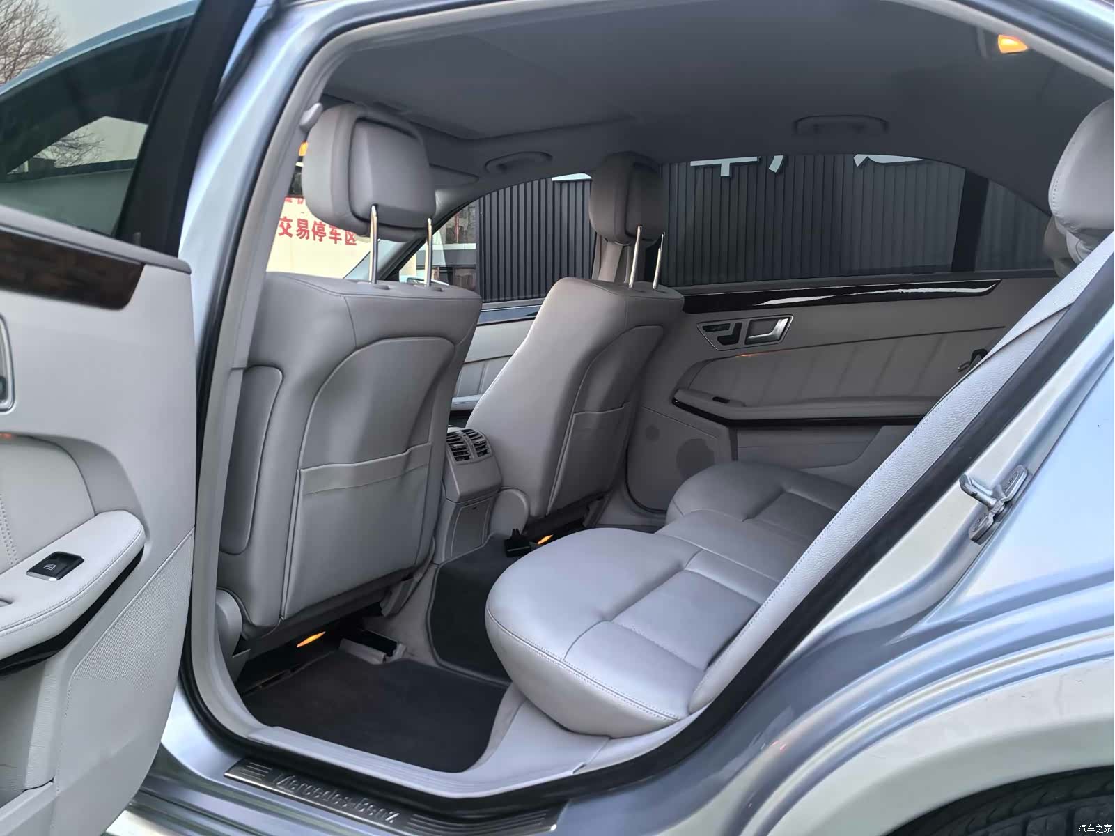 Mercedes-Benz E-Class, 2012 9